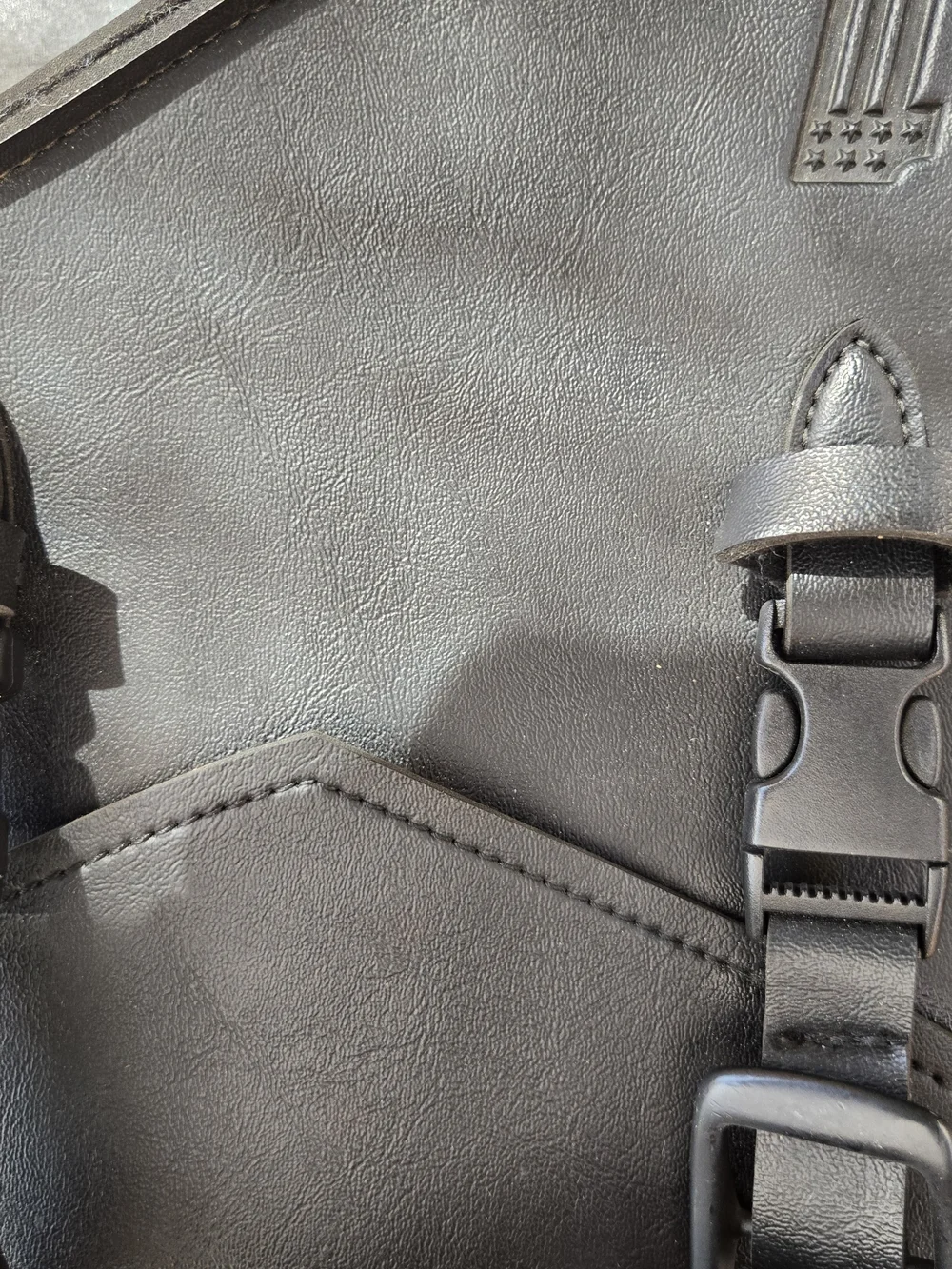 Leather Side Pouch Bag - Black